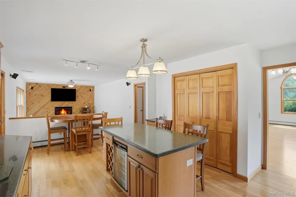 515 Samsonville Road Kerhonkson, NY 12446
