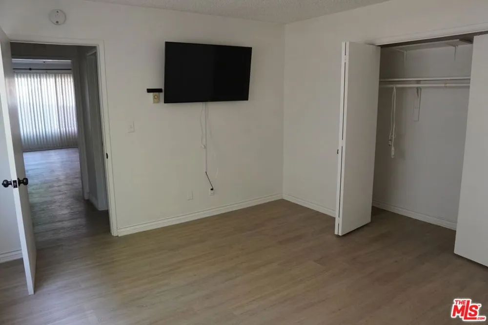 912 Hilldale #3 West Los Angeles, CA 90069