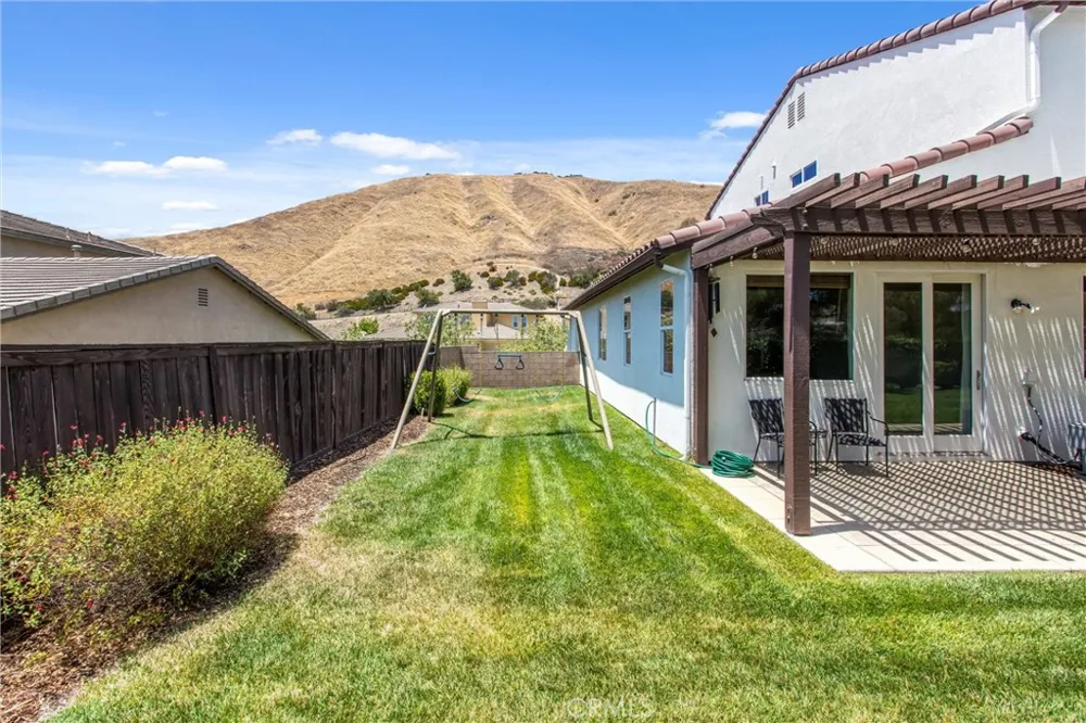 33369 Gold Mountain Road Yucaipa, CA 92399