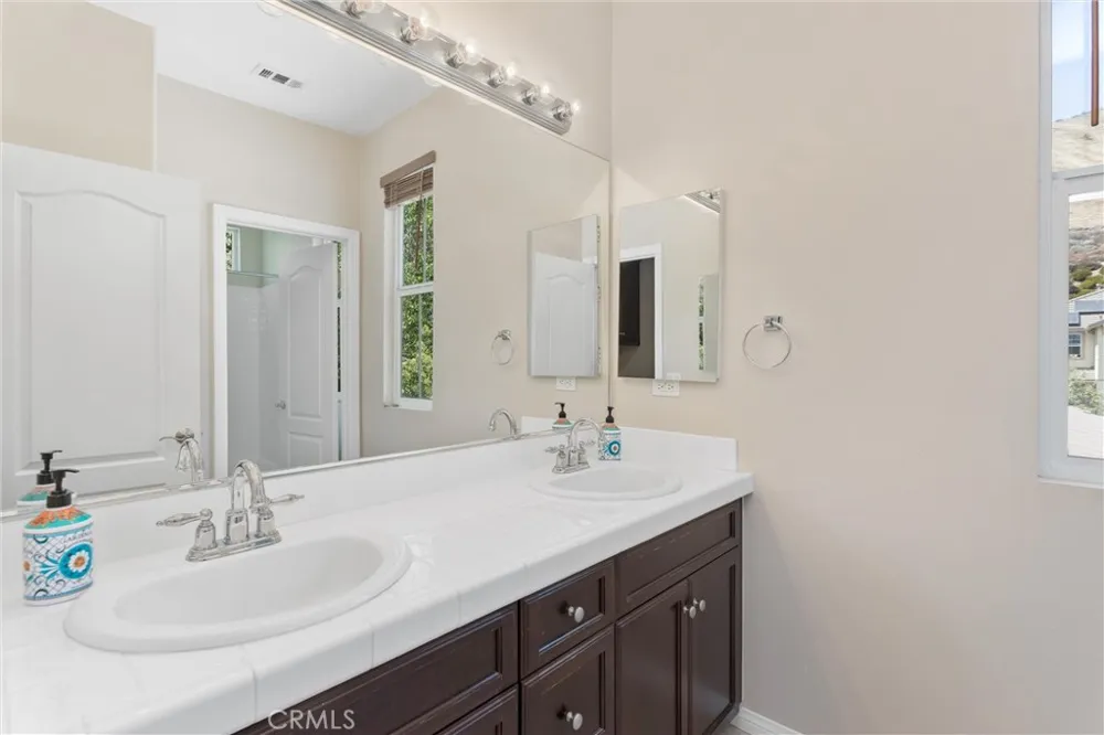 33369 Gold Mountain Road Yucaipa, CA 92399