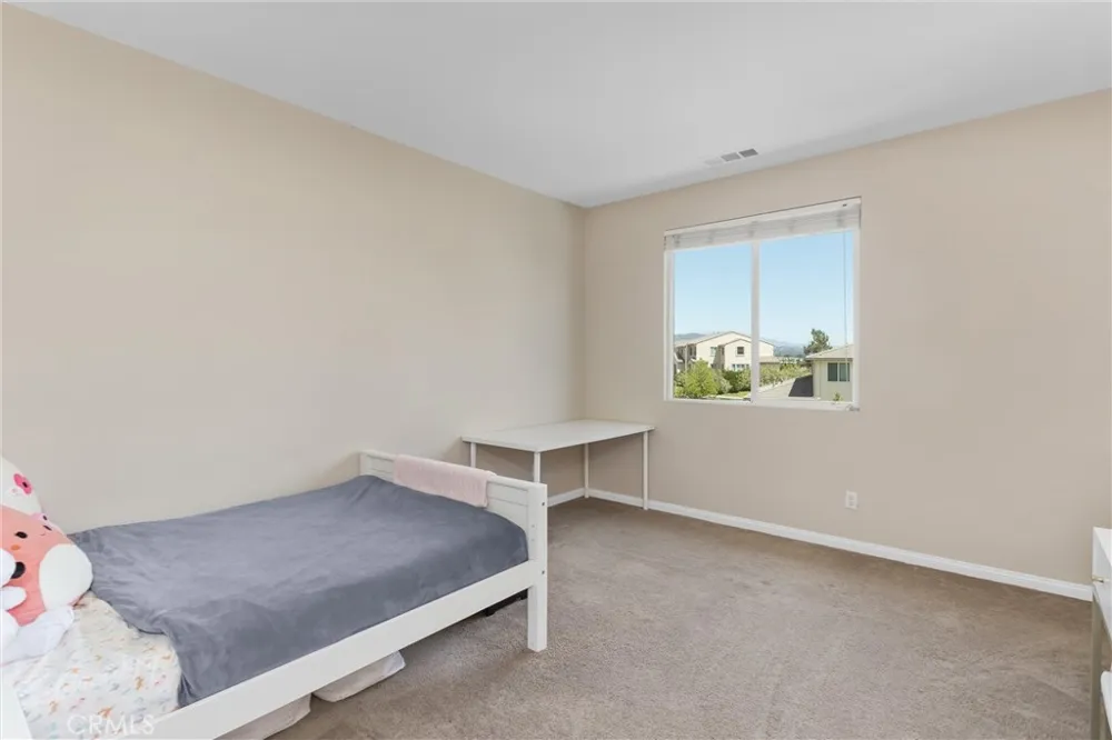 33369 Gold Mountain Road Yucaipa, CA 92399