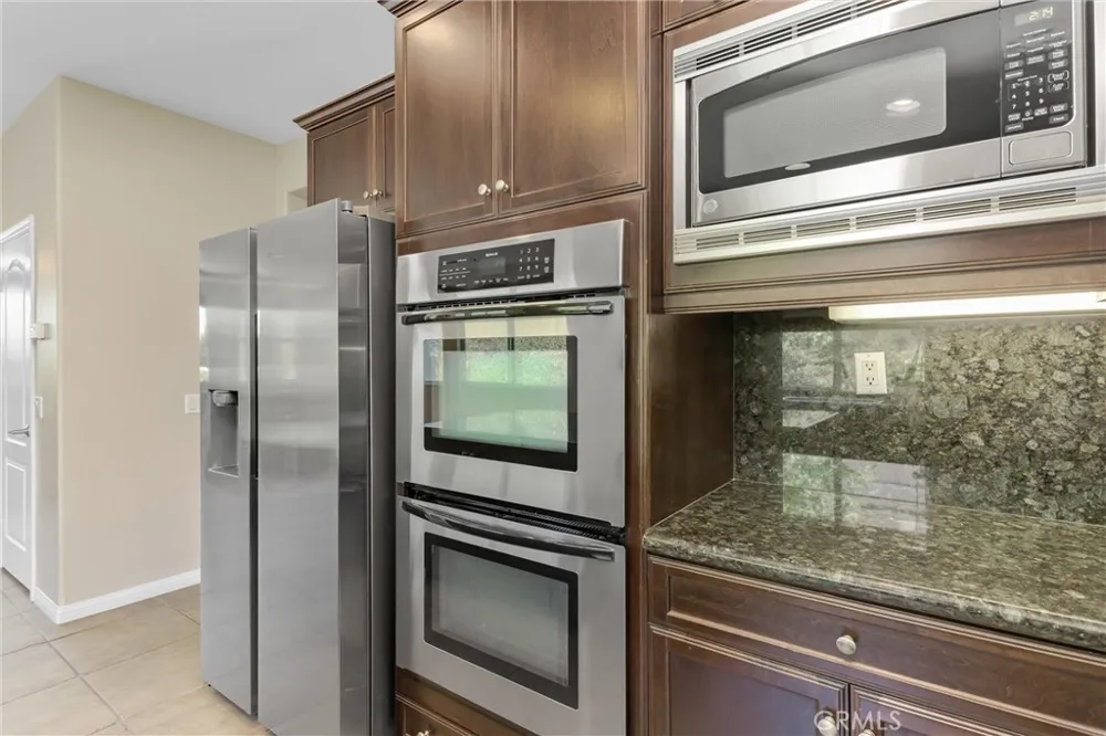 33369 Gold Mountain Road Yucaipa, CA 92399