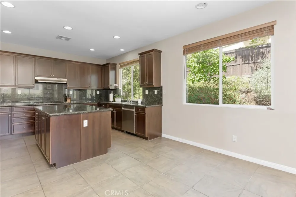 33369 Gold Mountain Road Yucaipa, CA 92399