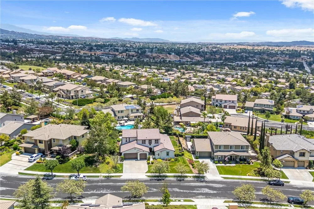33369 Gold Mountain Road Yucaipa, CA 92399