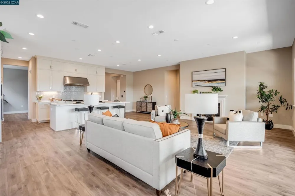 3137 Phoenix Ave Tracy, CA 95377
