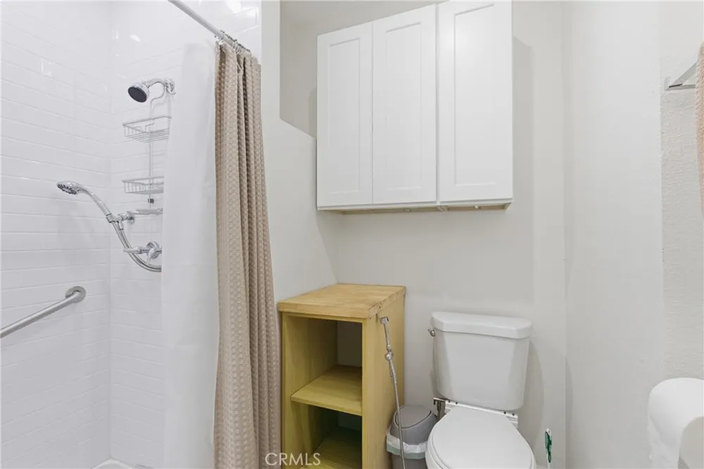 11637 Prager Lakeview Terrace, CA 91342