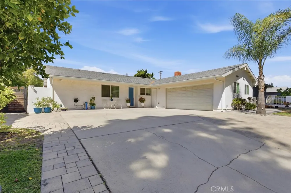 11637 Prager Lakeview Terrace, CA 91342