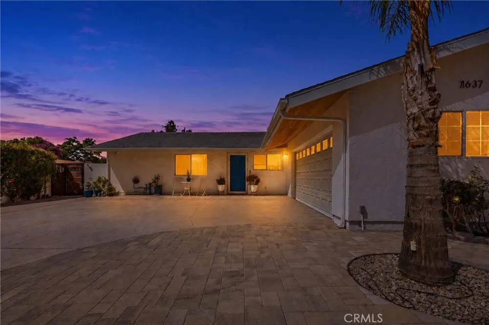 11637 Prager Lakeview Terrace, CA 91342
