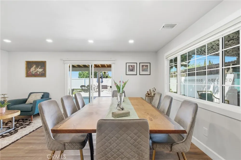 11637 Prager Lakeview Terrace, CA 91342