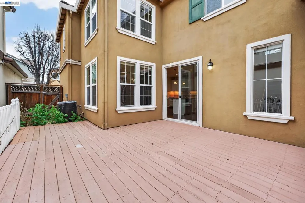 43 W Casita Ln Mountain House, CA 95391