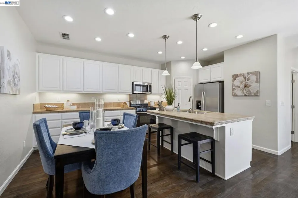 43 W Casita Ln Mountain House, CA 95391