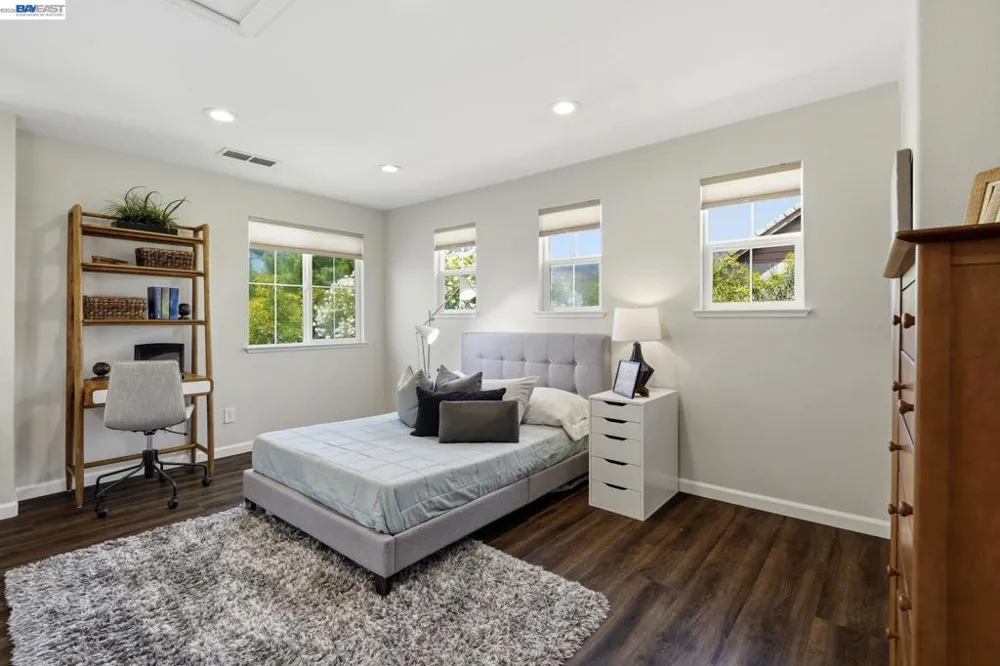43 W Casita Ln Mountain House, CA 95391