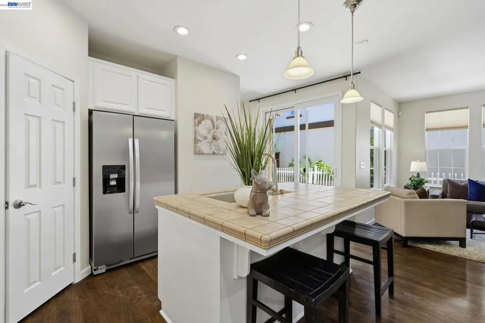 43 W Casita Ln Mountain House, CA 95391