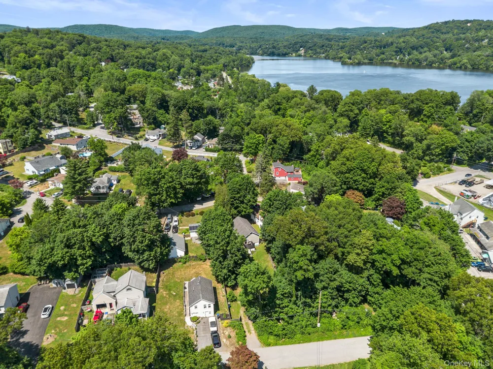 10 Batavia Road Patterson, NY 12563