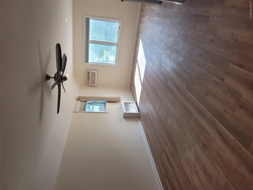 21104 Richland Avenue Oakland Gardens, NY 11364
