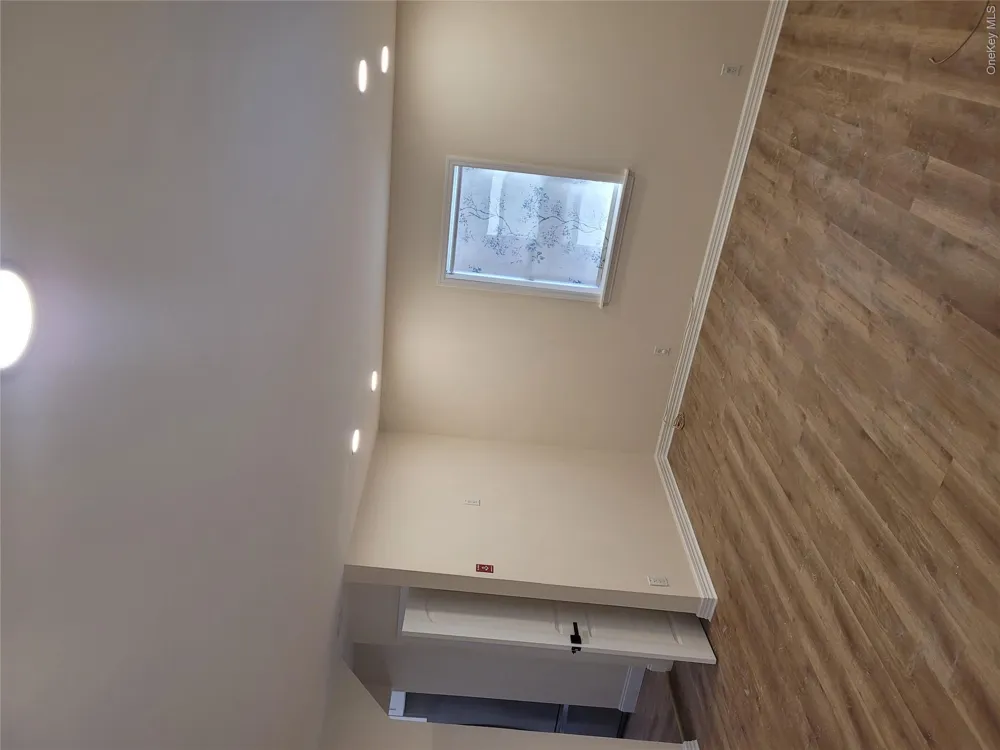 21104 Richland Avenue Oakland Gardens, NY 11364