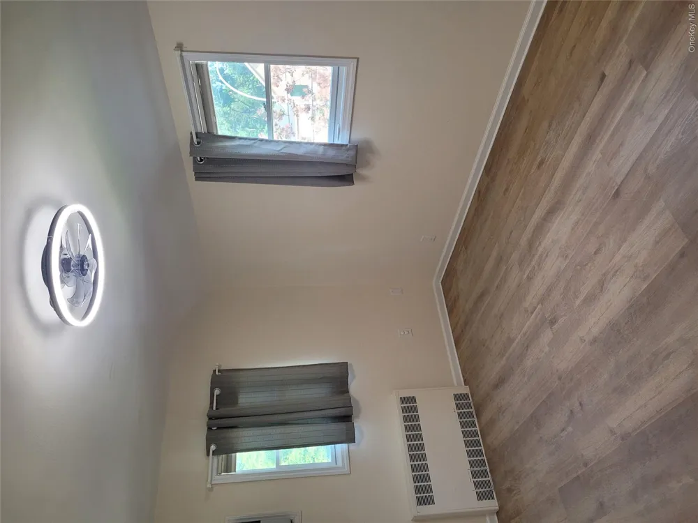 21104 Richland Avenue Oakland Gardens, NY 11364