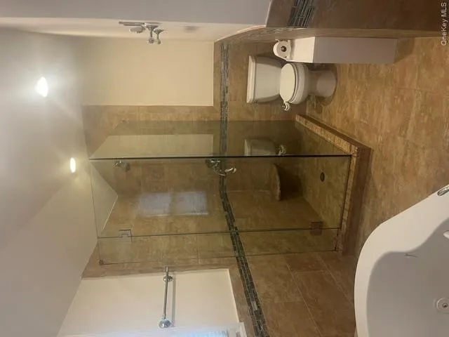 21104 Richland Avenue Oakland Gardens, NY 11364