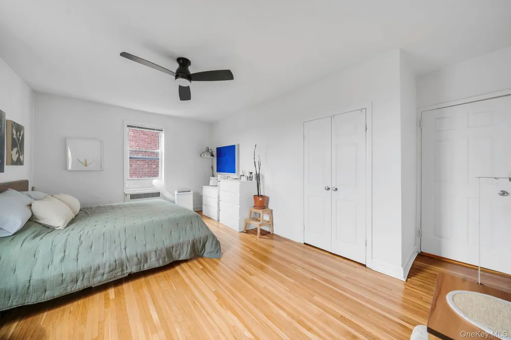 7615 35th Avenue #4E Jackson Heights, NY 11372