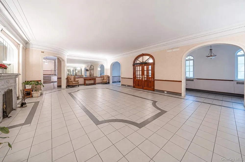 7615 35th Avenue #4E Jackson Heights, NY 11372