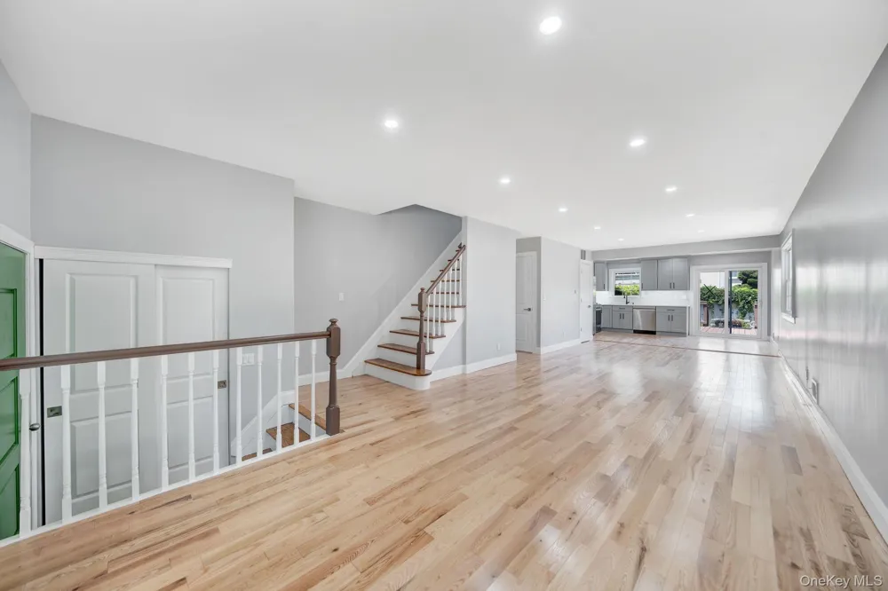 5 Notus Avenue Staten Island, NY 10312
