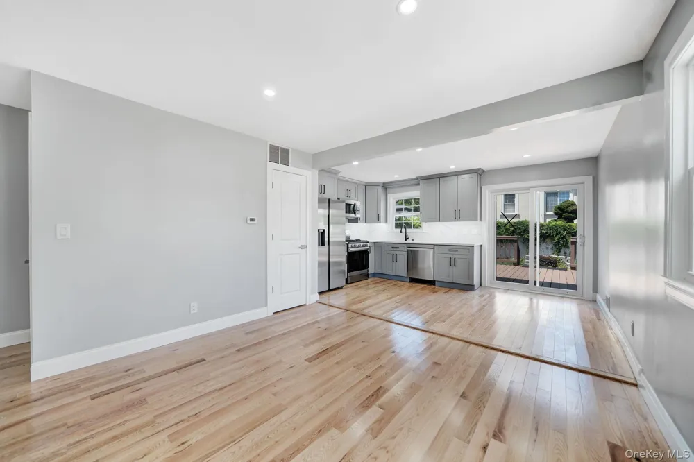 5 Notus Avenue Staten Island, NY 10312
