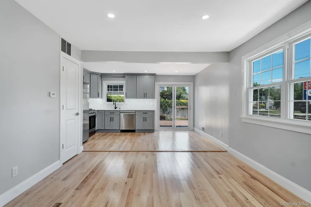 5 Notus Avenue Staten Island, NY 10312