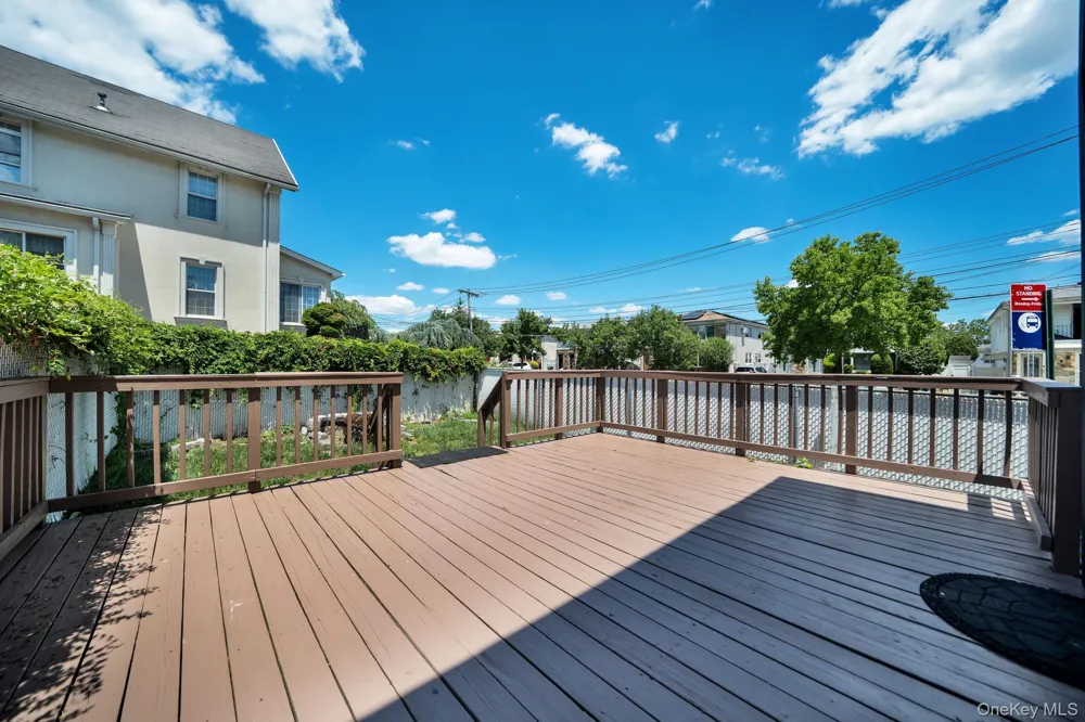 5 Notus Avenue Staten Island, NY 10312