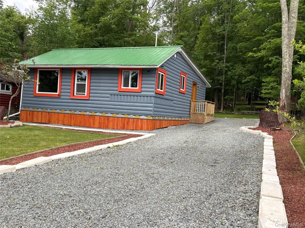 15 W Delaware Place Bethel, NY 12720