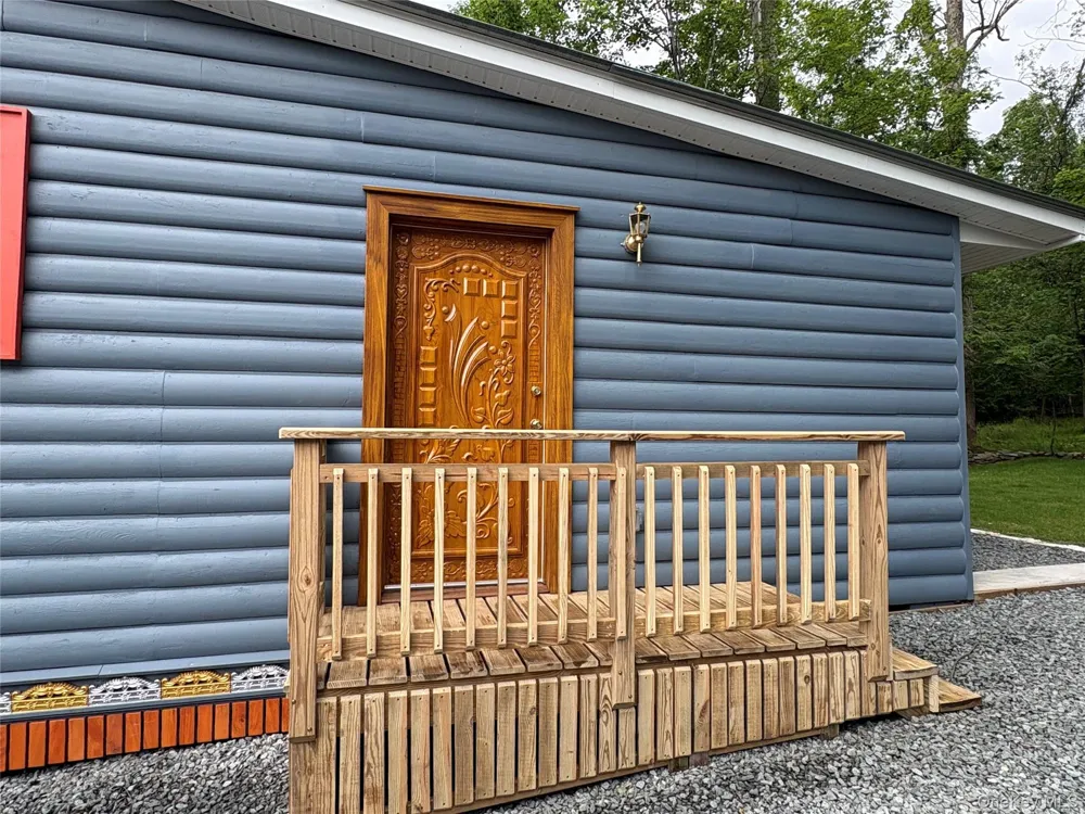 15 W Delaware Place Bethel, NY 12720