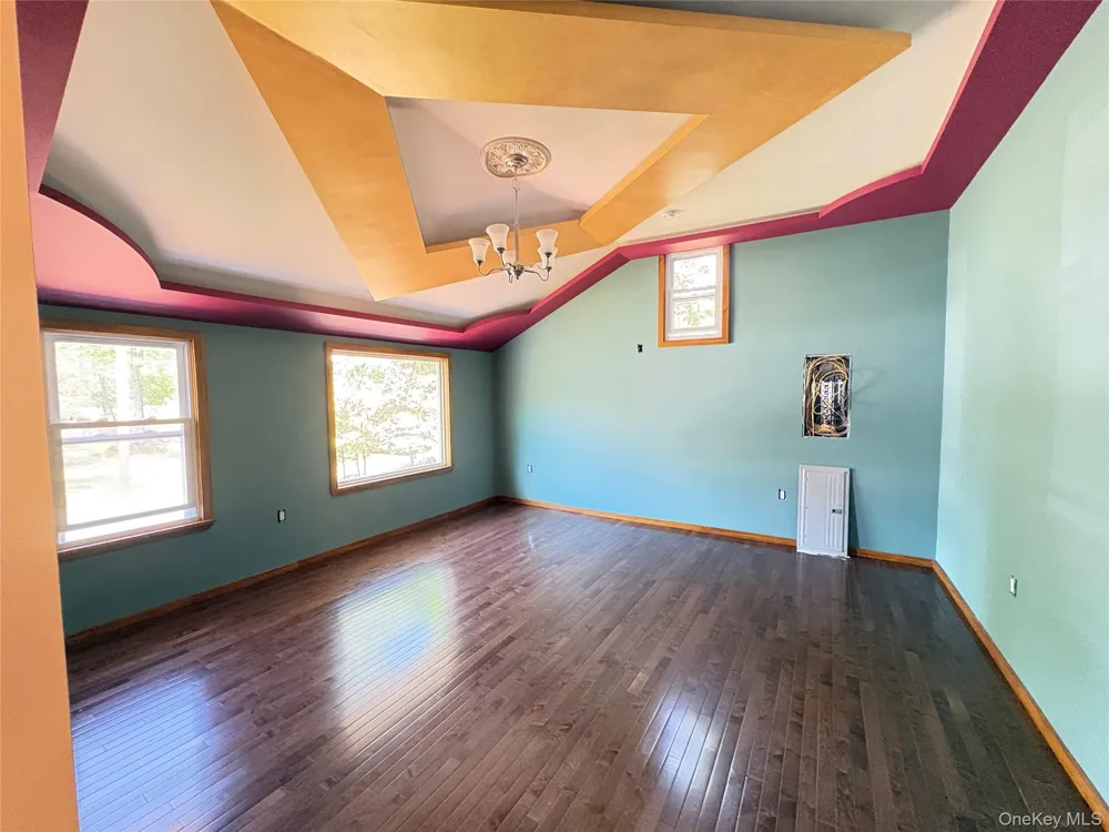 15 W Delaware Place Bethel, NY 12720