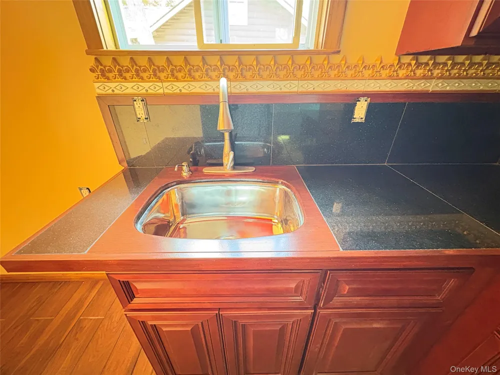 15 W Delaware Place Bethel, NY 12720