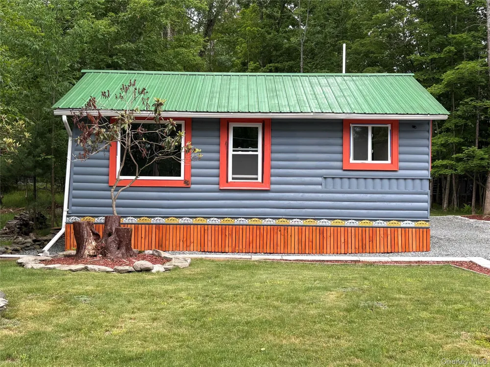 15 W Delaware Place Bethel, NY 12720