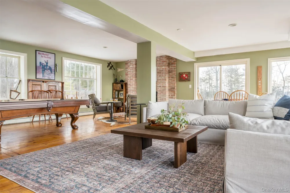 216 Route 385 Catskill, NY 12414