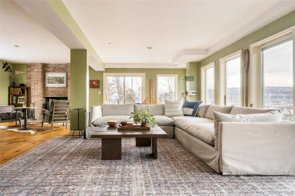 216 Route 385 Catskill, NY 12414