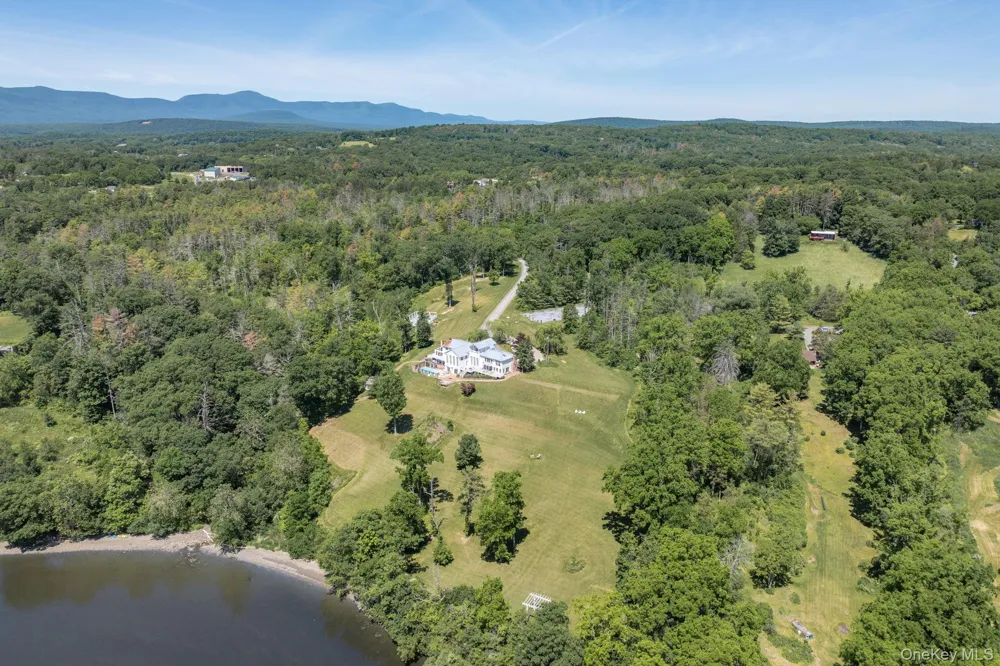 216 Route 385 Catskill, NY 12414