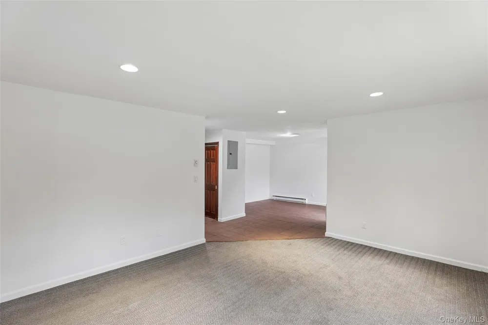 530 Hudson Avenue Cedarhurst, NY 11516