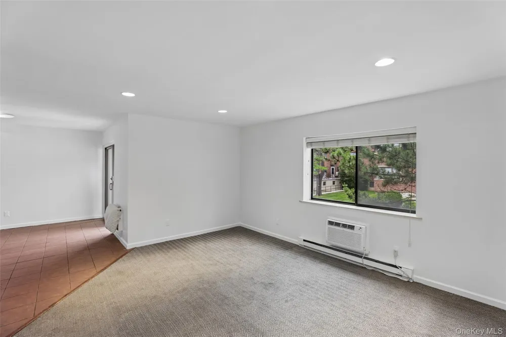 530 Hudson Avenue Cedarhurst, NY 11516