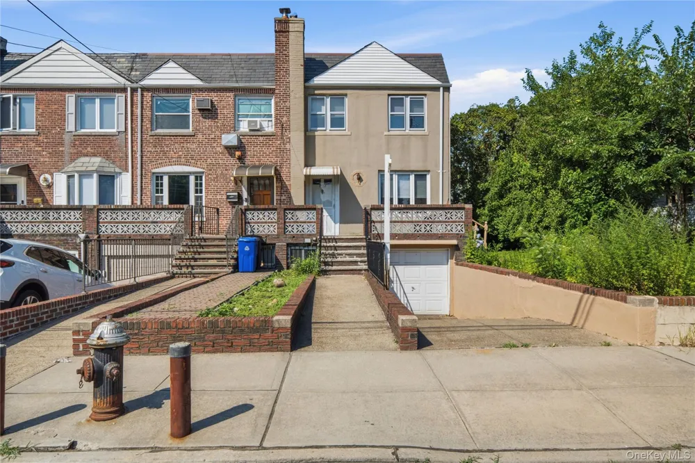 5750 82nd Street Middle Village, NY 11379