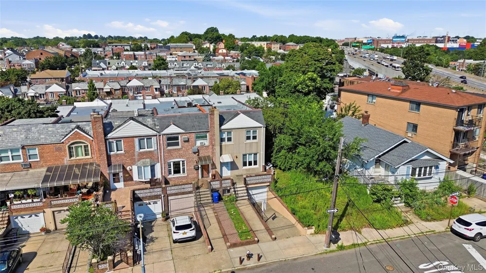 5750 82nd Street Middle Village, NY 11379
