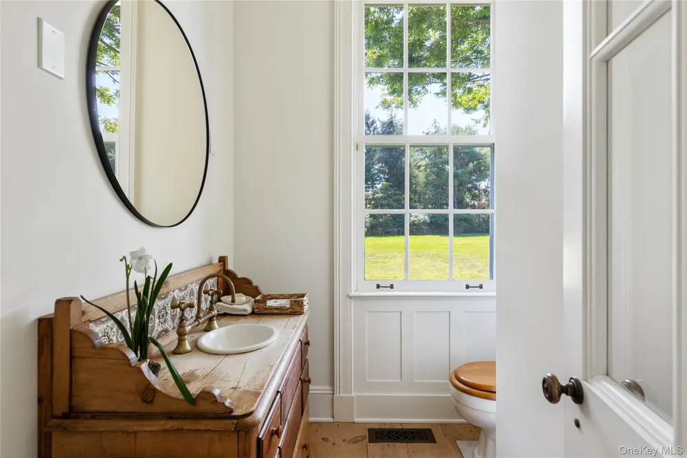 100 & 90 Briar Patch Road East Hampton, NY 11937