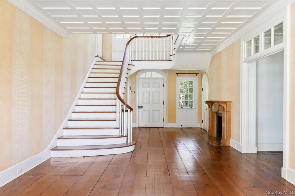 100 & 90 Briar Patch Road East Hampton, NY 11937