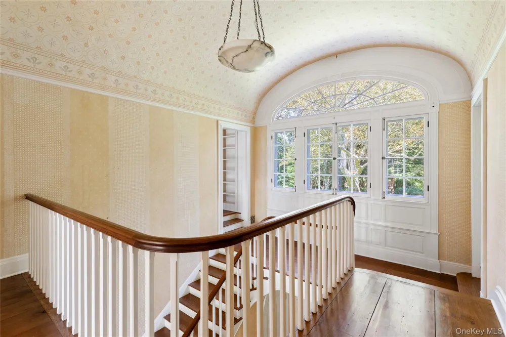100 & 90 Briar Patch Road East Hampton, NY 11937