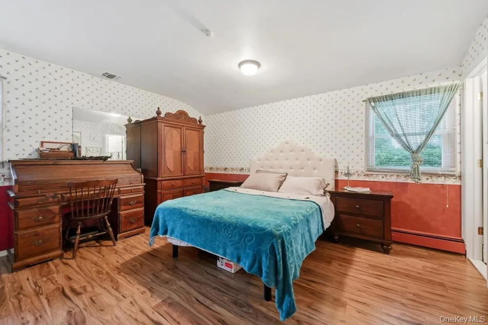 23 Flicker Drive Middle Island, NY 11953