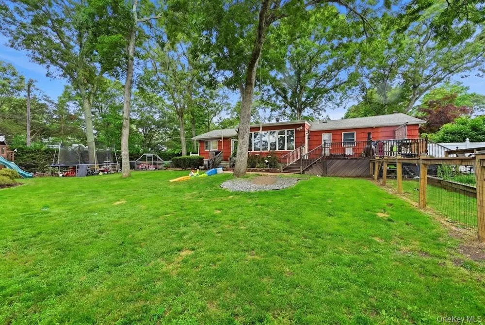 23 Flicker Drive Middle Island, NY 11953