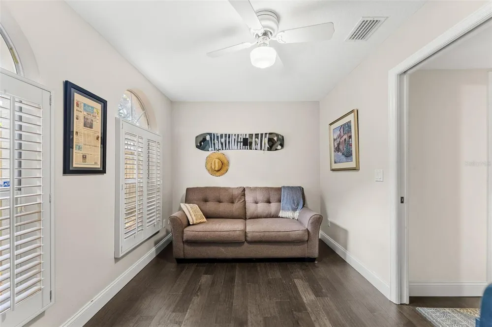 533 W YALE STREET Orlando, FL 32804