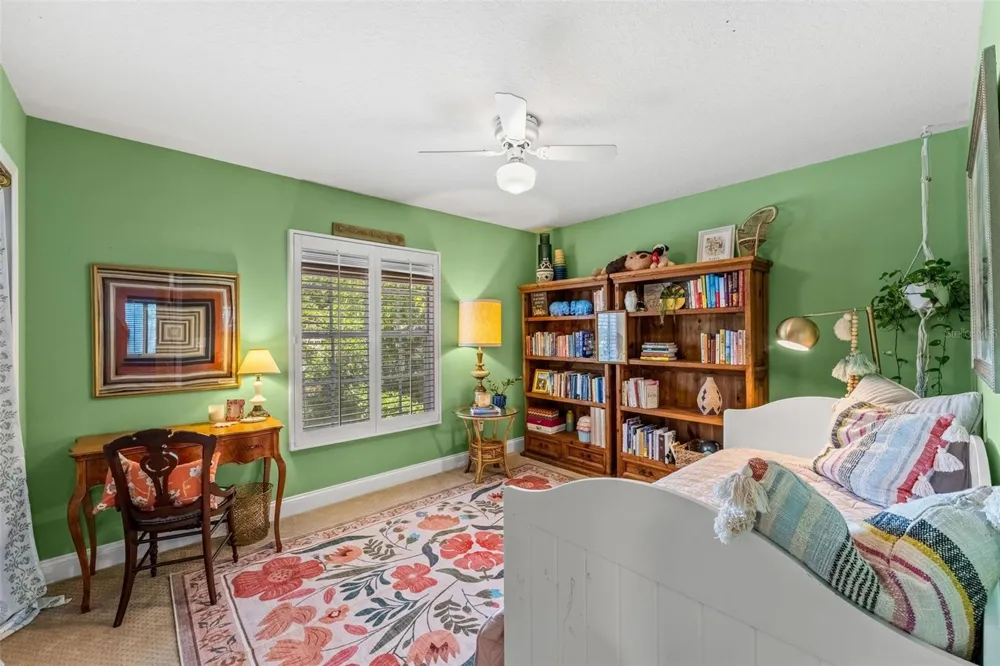 533 W YALE STREET Orlando, FL 32804