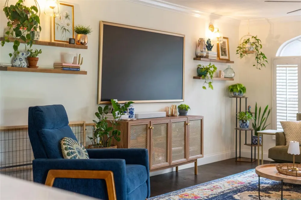 533 W YALE STREET Orlando, FL 32804