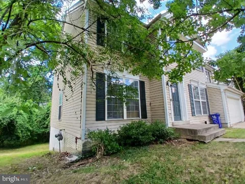 1004 PEMBRIDGE COURT