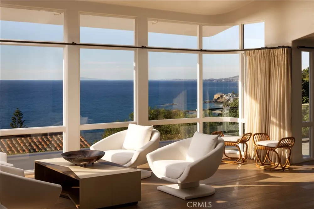 52 Portola Laguna Beach, CA 92651